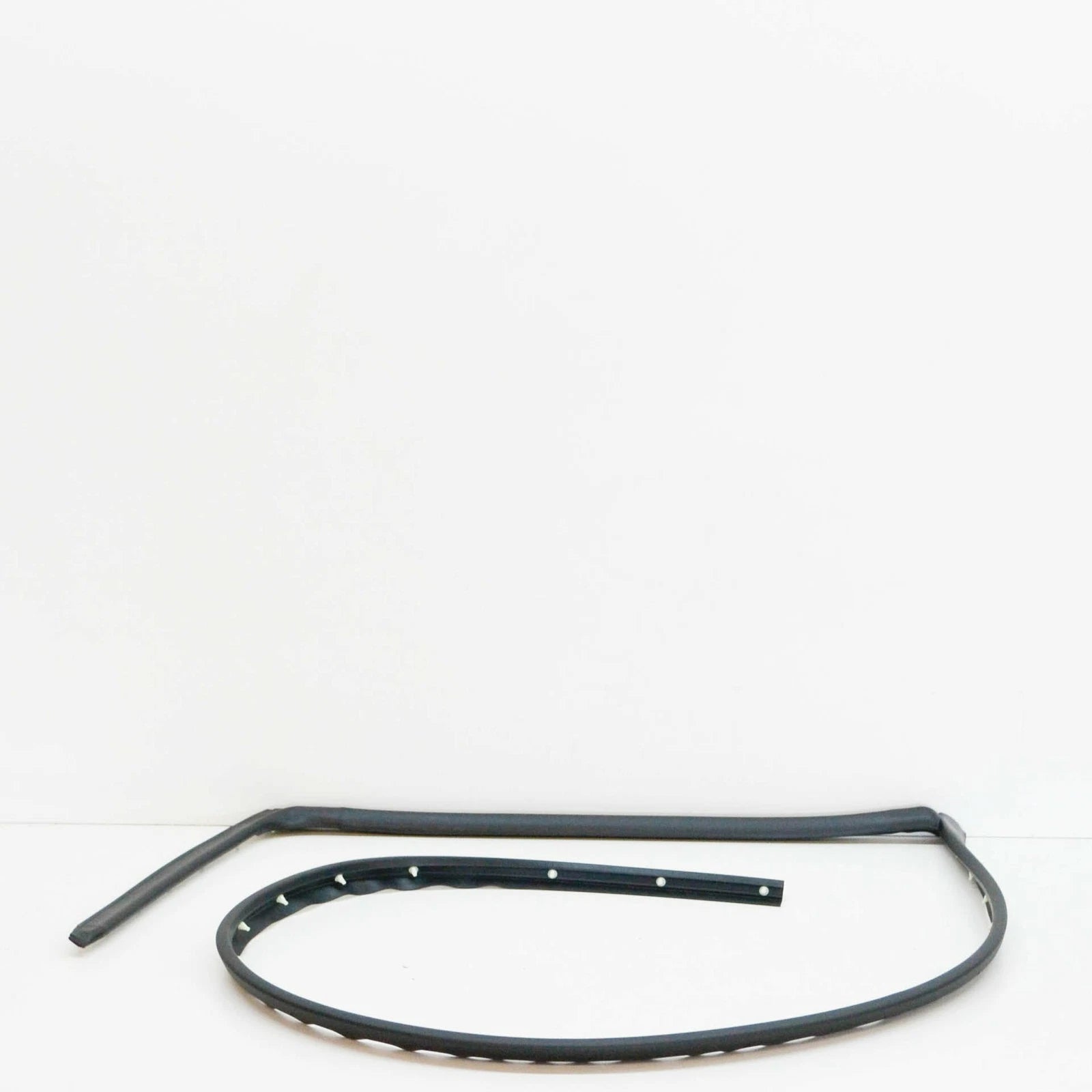 NEW AUDI Q5 8R REAR LEFT SILL PANEL SEAL 8R0839119F ORIGINAL