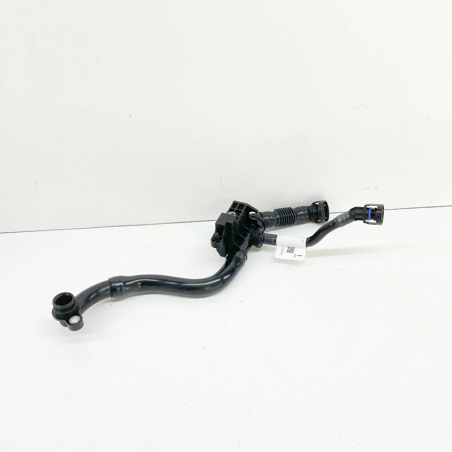 NEW VW TIGUAN 5N BREATHER VENT HOSE 03C103474AA