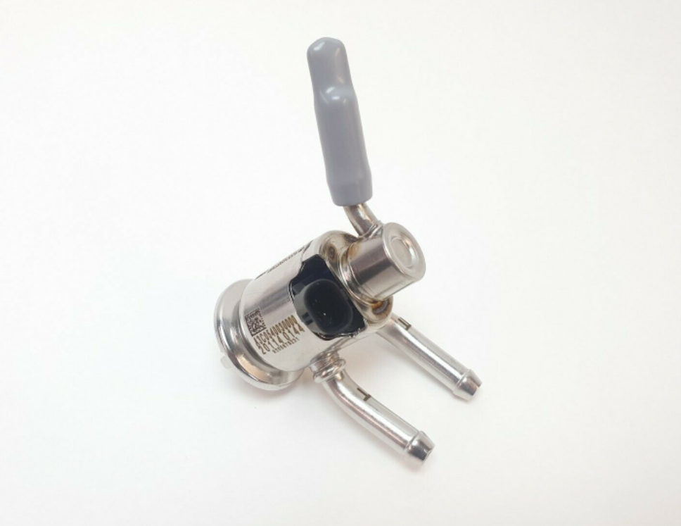 NEW MERCEDES-BENZ GLE W167 ADBLUE INJECTION NOZZLE A0004905100 ORIGINAL