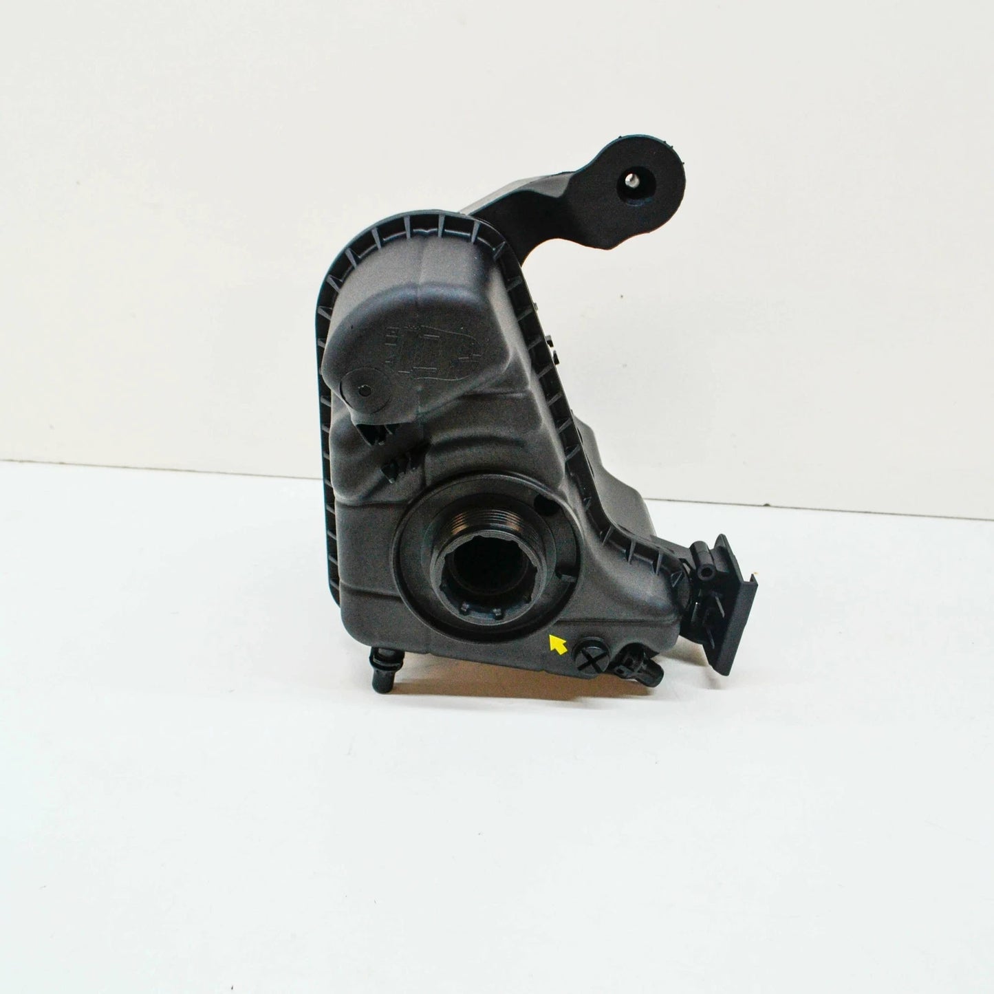 NEW BMW 1 F21 COOLANT EXPANSION TANK 17138677649 ORIGINAL