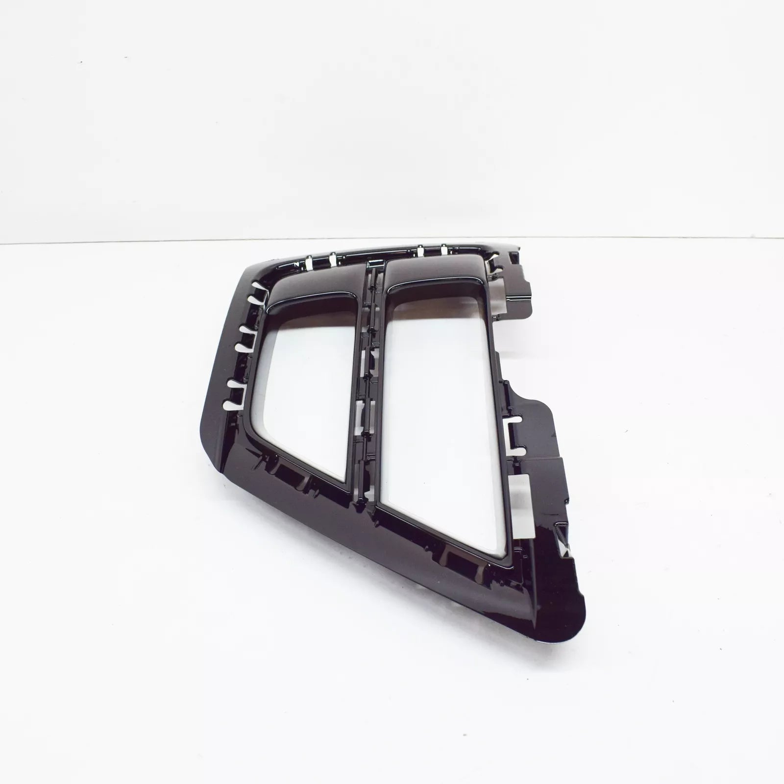 NEW VW GOLF MK7 FRONT BUMPER LOWER RIGHT GRILLE 5G0853666H041 2015