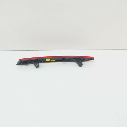 NEW VW PASSAT 3G5 REAR BUMPER RIGHT SIDE REFLECTOR 3G0945106A