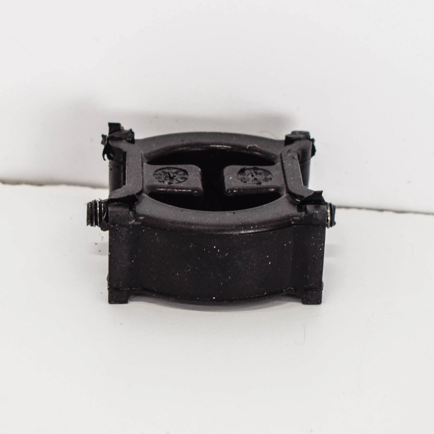 NEW BMW E92 M E90 M F10 M E60 M F12M E85M EXHAUST SYSTEM HANGER ORIGINAL