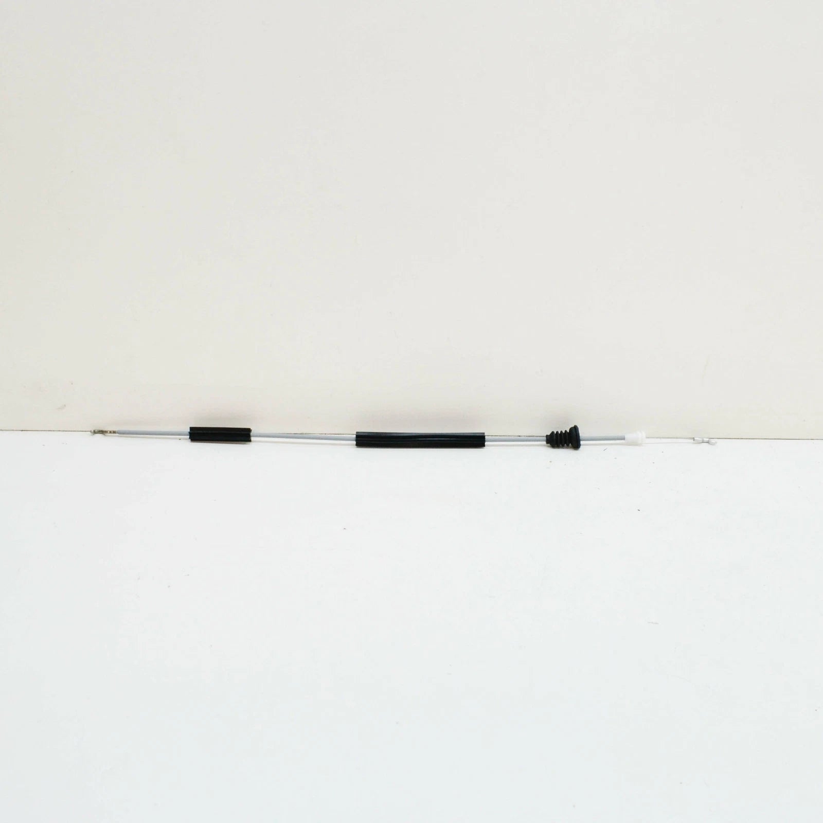 NEW MERCEDES BENZ C W204 FRONT DOOR CONTROL CABLE A2047600700 ORIGINAL