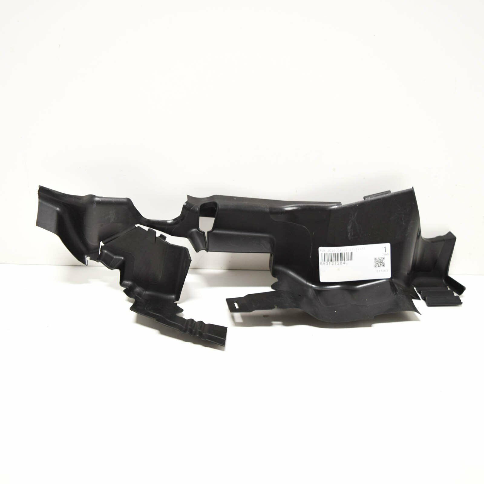 NEW AUDI A3 8V1 RADIATOR RIGHT SUPPORT AIR BAFFLE 8V0121284L ORIGINAL