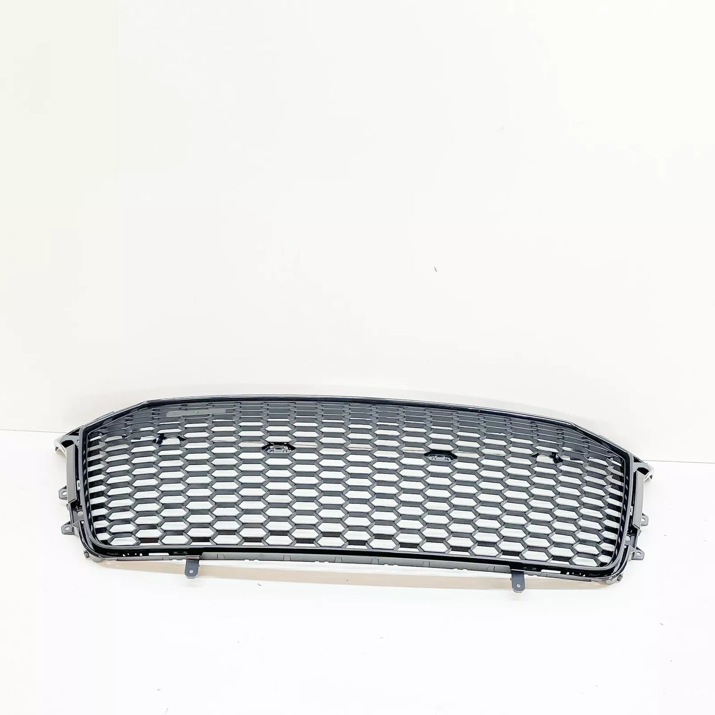 NEW AUDI R8 4S FRONT BUMPER RADIATOR GRILLE 4S0853651GRN4 ORIGINAL