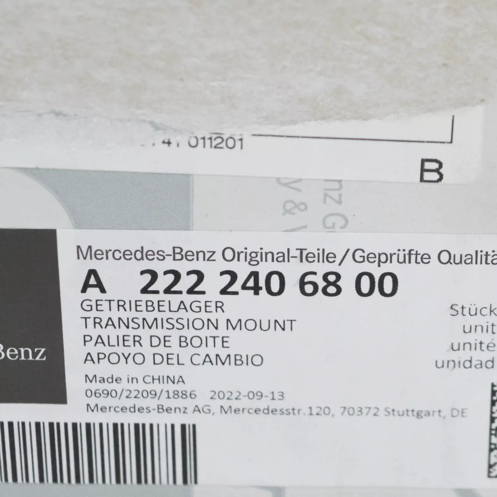 NEW MERCEDES-BENZ S W222 REAR TRANSMISSION GEARBOX MOUNT A2222406800 ORIGINAL