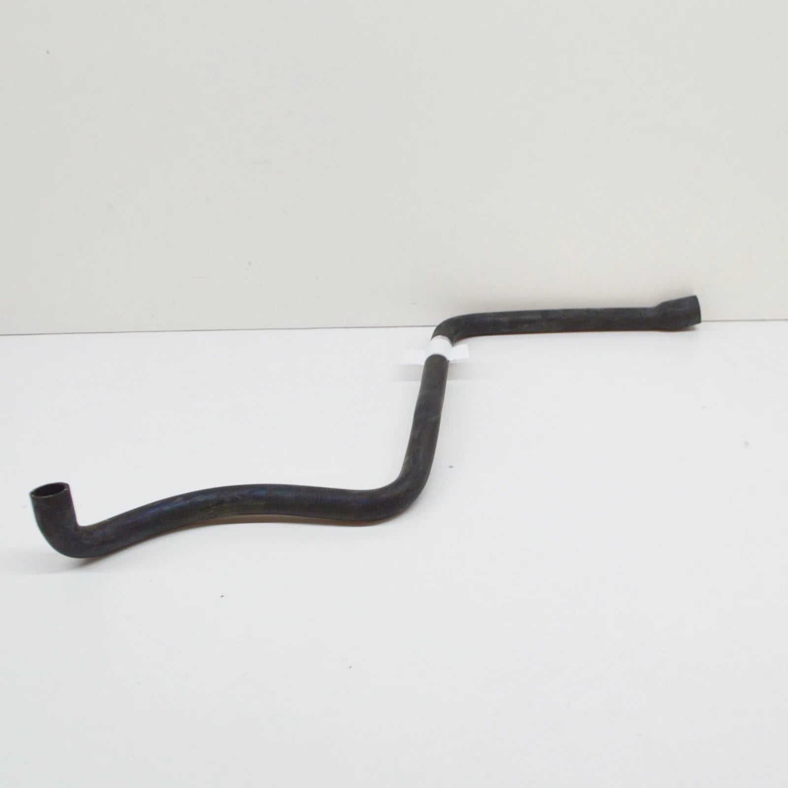 NEW MB S-CLASS W126 COOLANT RESERVOIR HOSE A1265011882 4.1 PETROL ORIGINAL