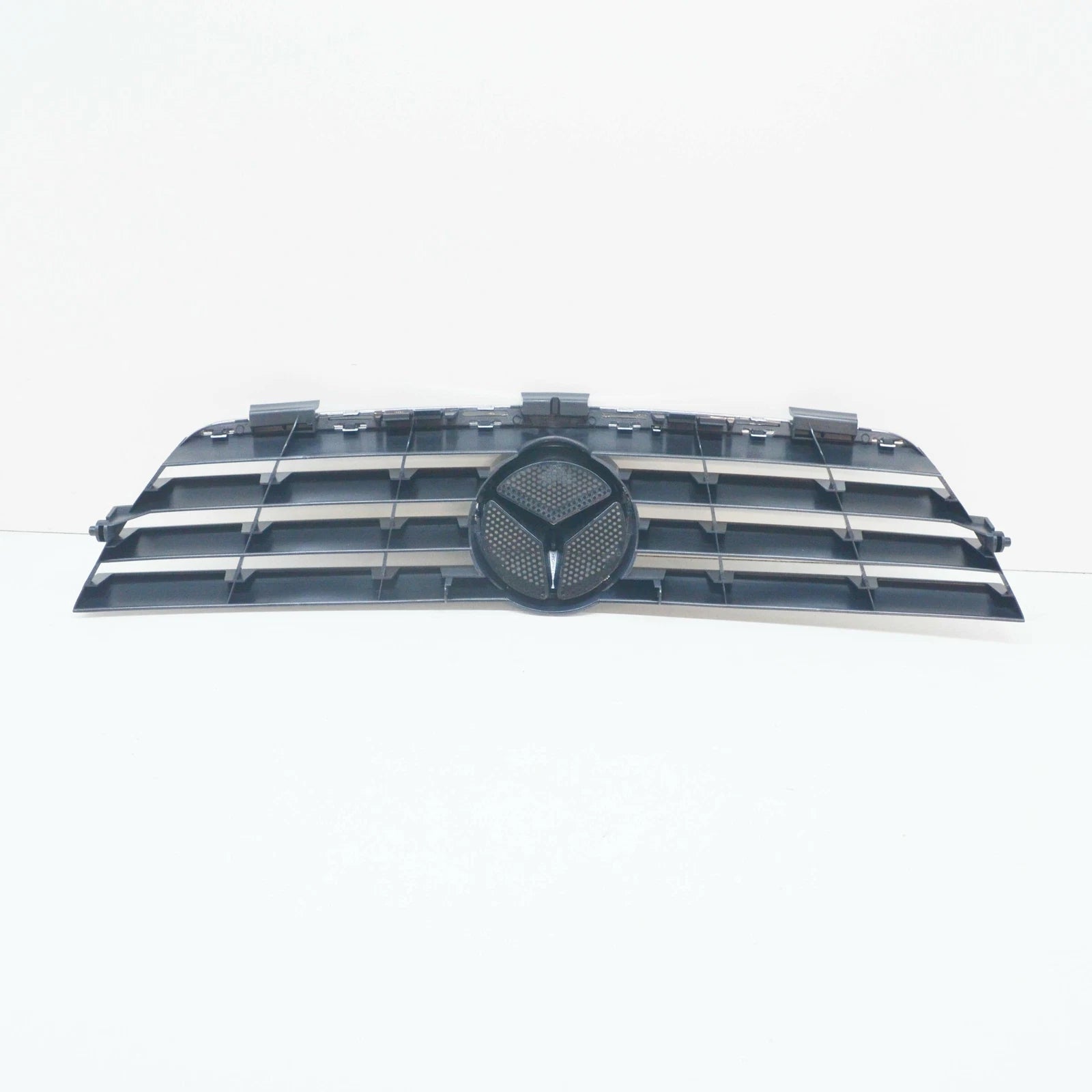 NEW MERCEDES-BENZ C COUPE CL203 BOTTOM RADIATOR GRILLE A20388010837246 ORIGINAL