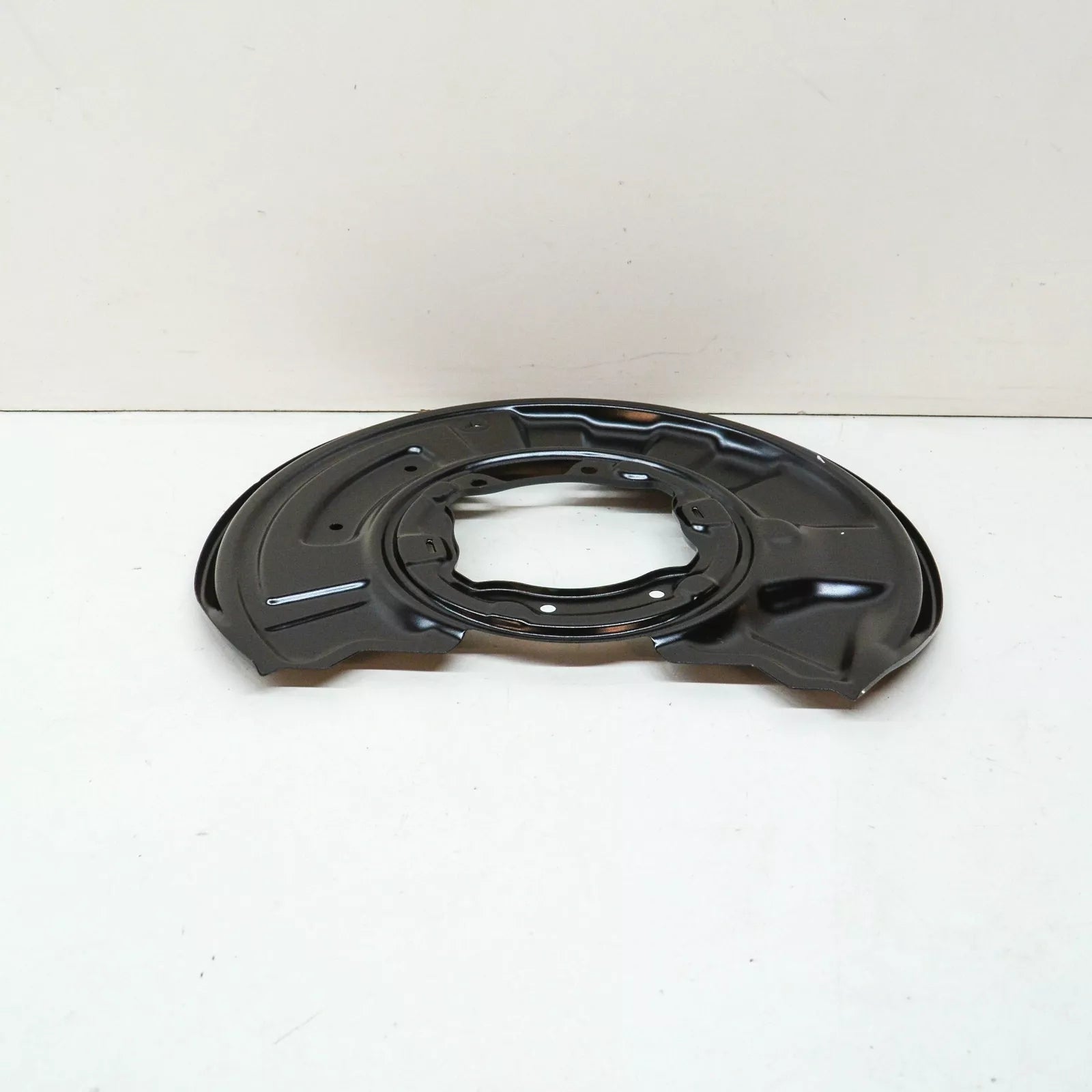 NEW MB C-CLASS W204 REAR LEFT BRAKE PROTECTION PLATE A2044211720 ORIGINAL