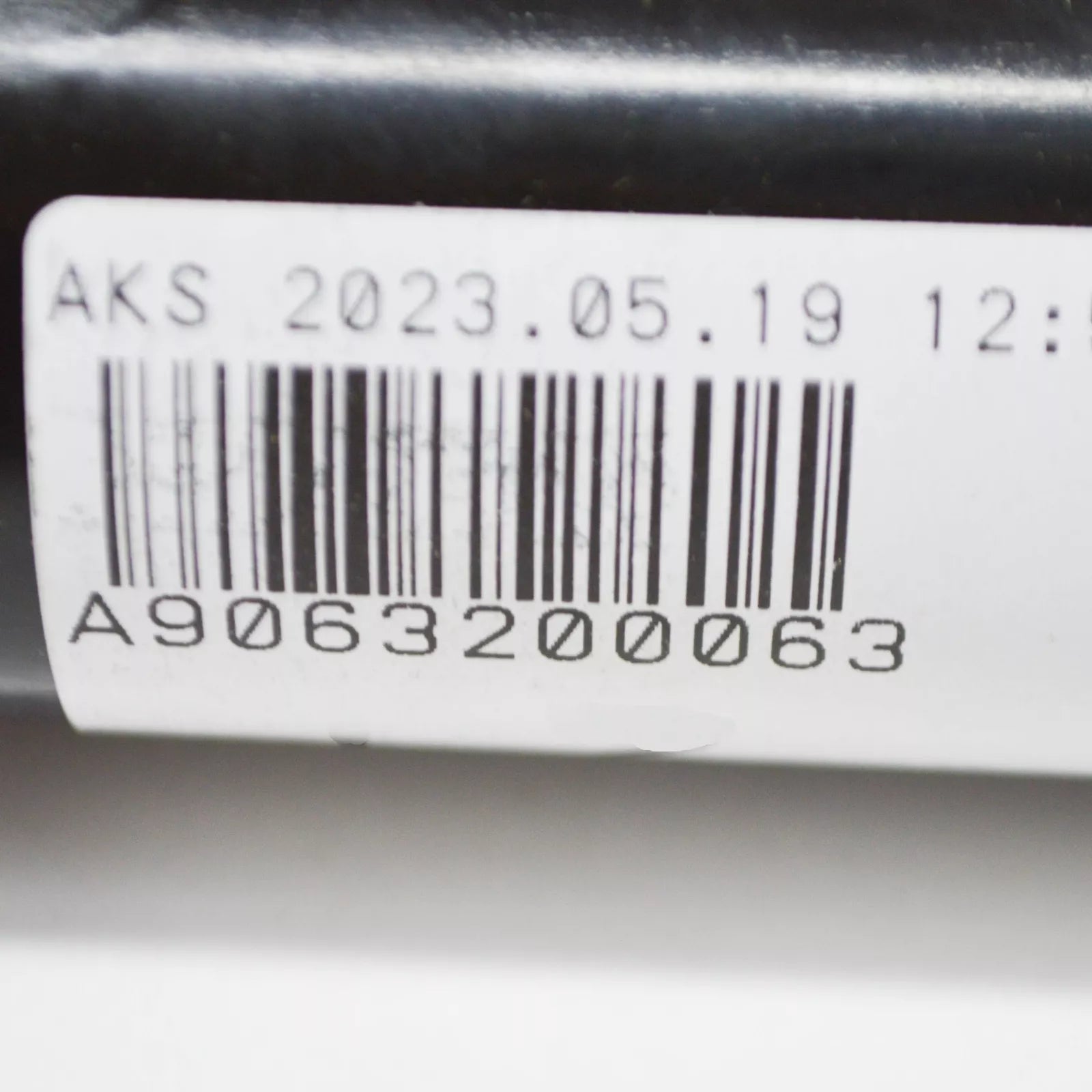 NEW MERCEDES-BENZ SPRINTER 906 REAR AXLE SPRING SHACKLE A9063200063 ORIGINAL