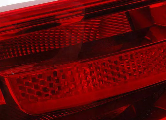 NEW AUDI A4 B8 REAR OUTER LEFT TAILLIGHT 8K5945095E ORIGINAL