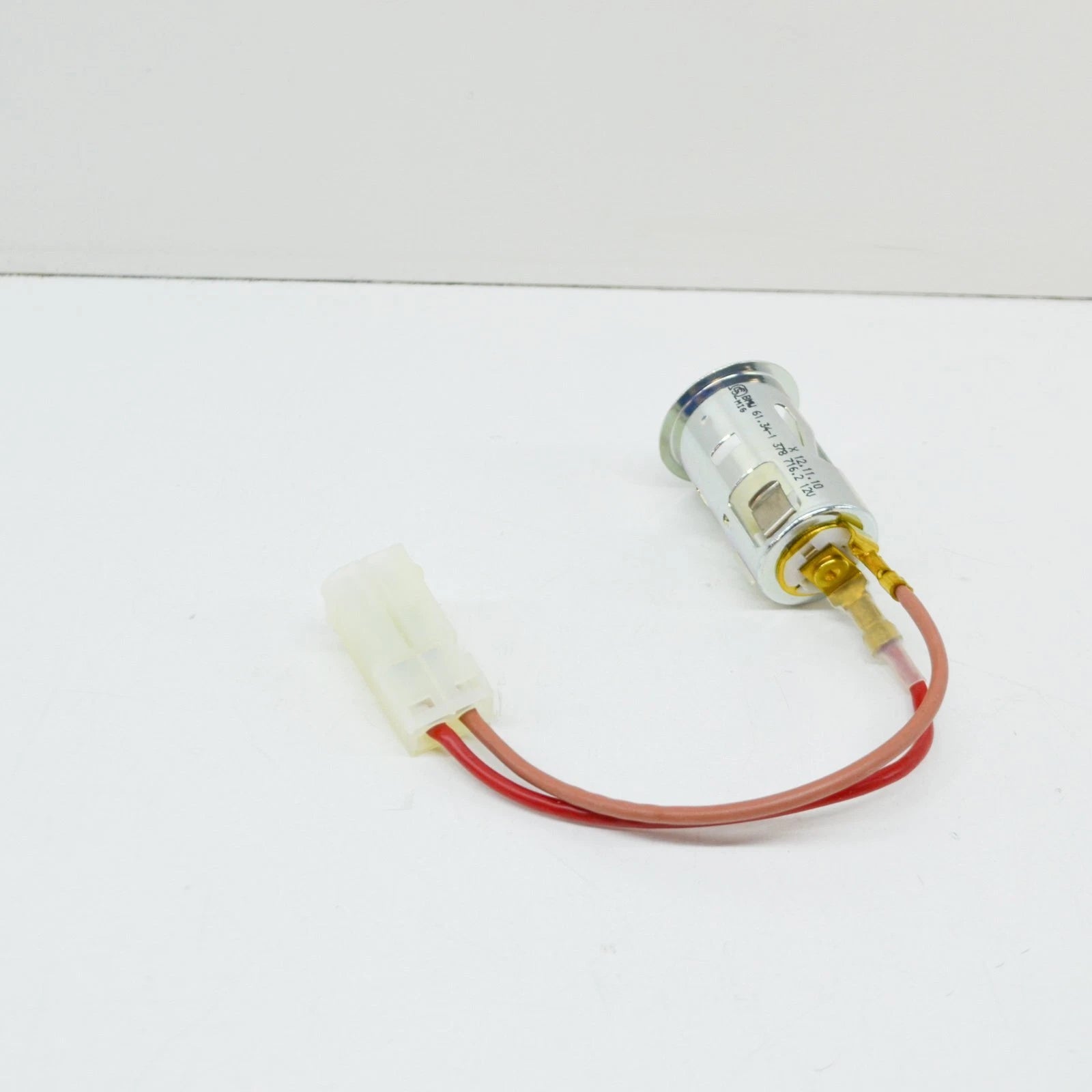 NEW BMW 8 E31 CIGARETTE LIGHTER PLUG SOCKET 61341378716 ORIGINAL