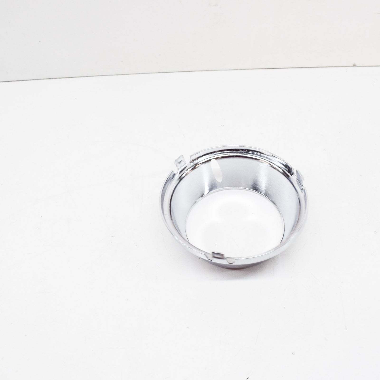 NEW MERCEDES-BENZ C-CLASS W204 FRONT RIGHT FOG LIGHT TRIM A2048851874 ORIGINAL