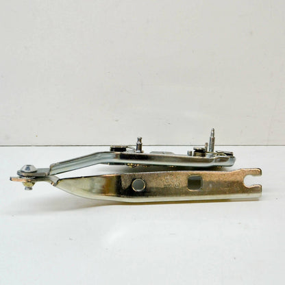 NEW VOLKSWAGEN TIGUAN AD FRONT RIGHT BONNET HOOD HINGE 5NA823302G ORIGINAL