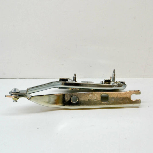 NEW VOLKSWAGEN TIGUAN AD FRONT RIGHT BONNET HOOD HINGE 5NA823302G ORIGINAL