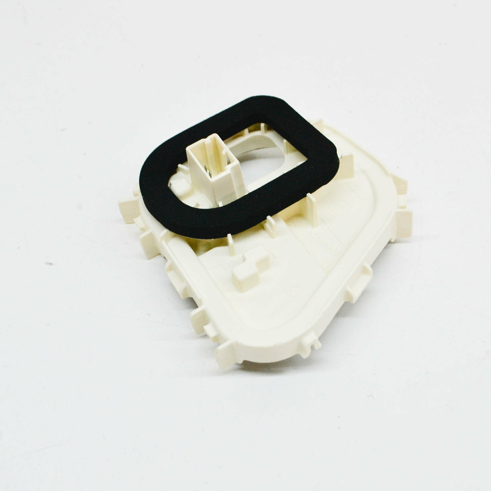 NEW VW GOLF MK7 REAR LEFT OUTER TAIL LIGHT BULB CARRIER 5G9945257A ORIGINAL