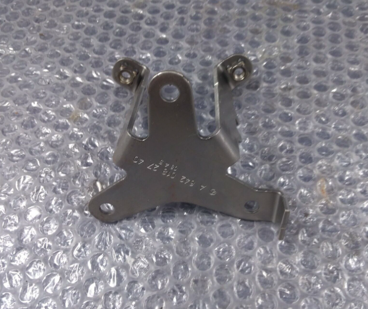 new mercedes-benz r w251 engine oil level contactor bracket a6420182740 original