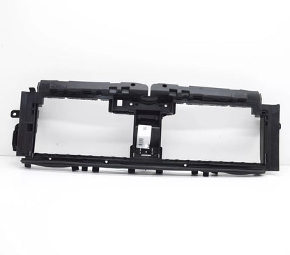 NEW MERCEDES-BENZ CLS C257 RADIATOR FRONT AIR DUCT SEGMENT A2135006500 ORIGINAL