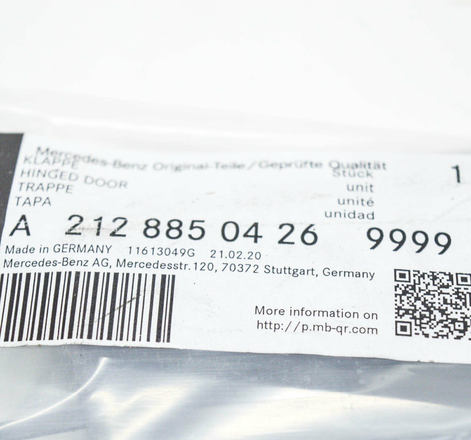 NEW MB E-CLASS W212 REAR BUMPER TOW HOOK CAP A21288504269999 ORIGINAL