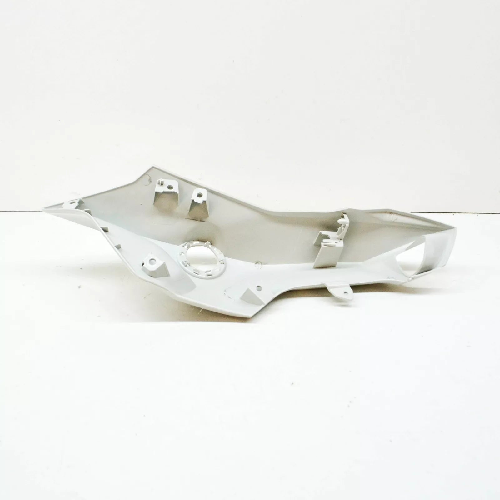 NEW BMW K73 F800 R LEFT INTAKE SNORKEL 46638549801 ORIGINAL