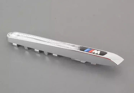 NEW BMW X5 E70 M FRONT RIGHT FENDER TURN SIGNAL 51657218422 ORIGINAL