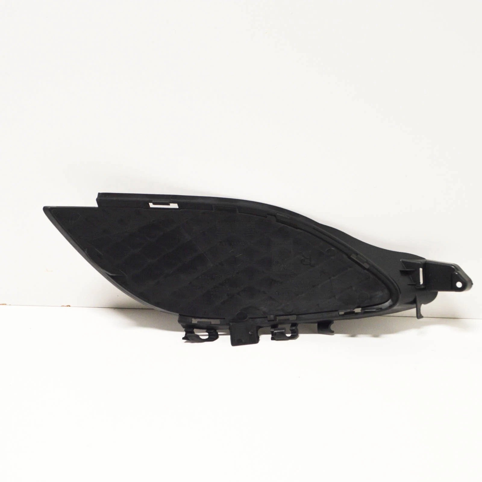 NEW MB A-CLASS W176 FRONT BUMPER RIGHT GRILLE A1768850422 ORIGINAL