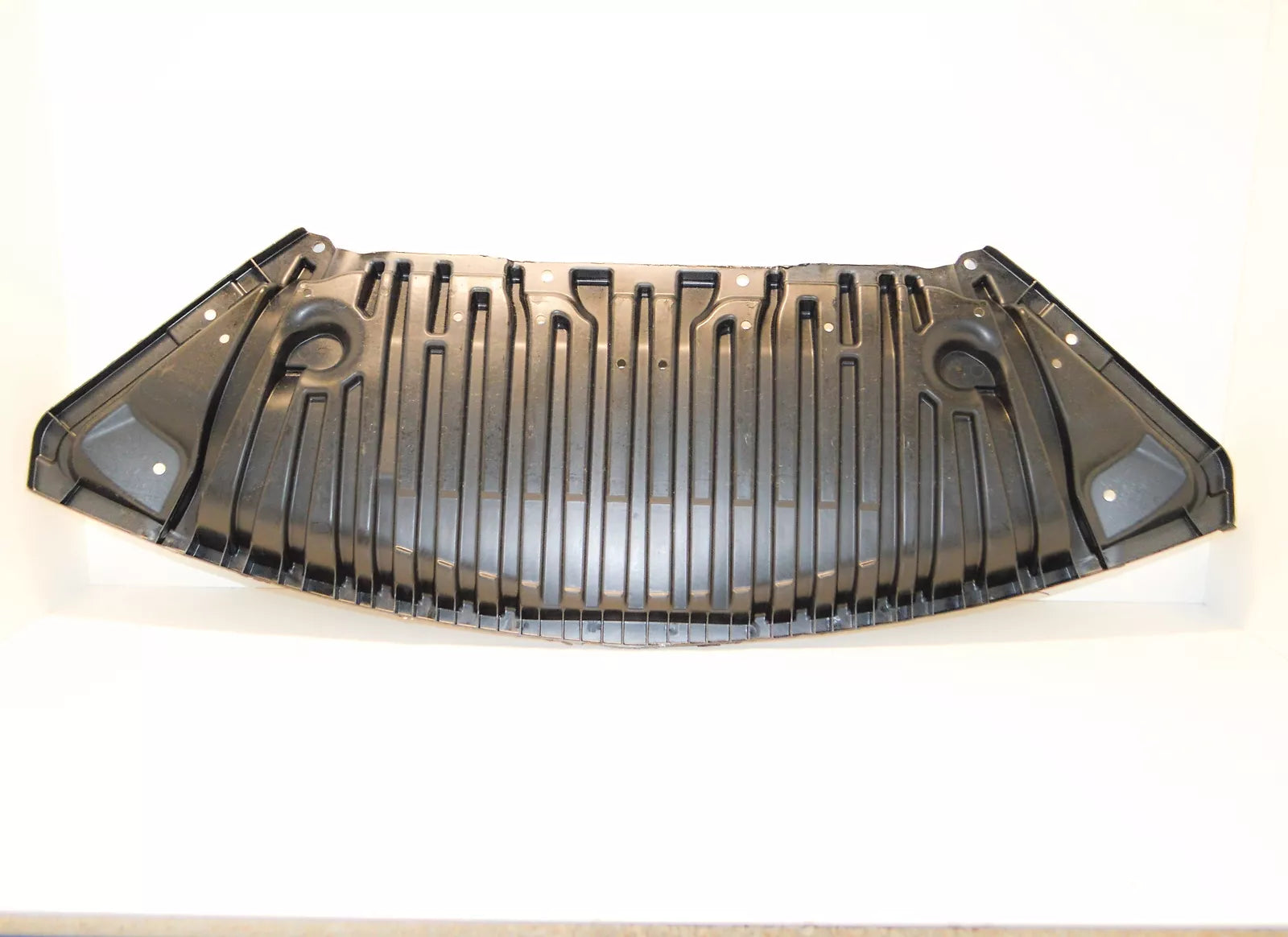 NEW MERCEDES-BENZ E-CLASS C207 FRONT DEFLECTOR A2075240930 2014 ORIGINAL