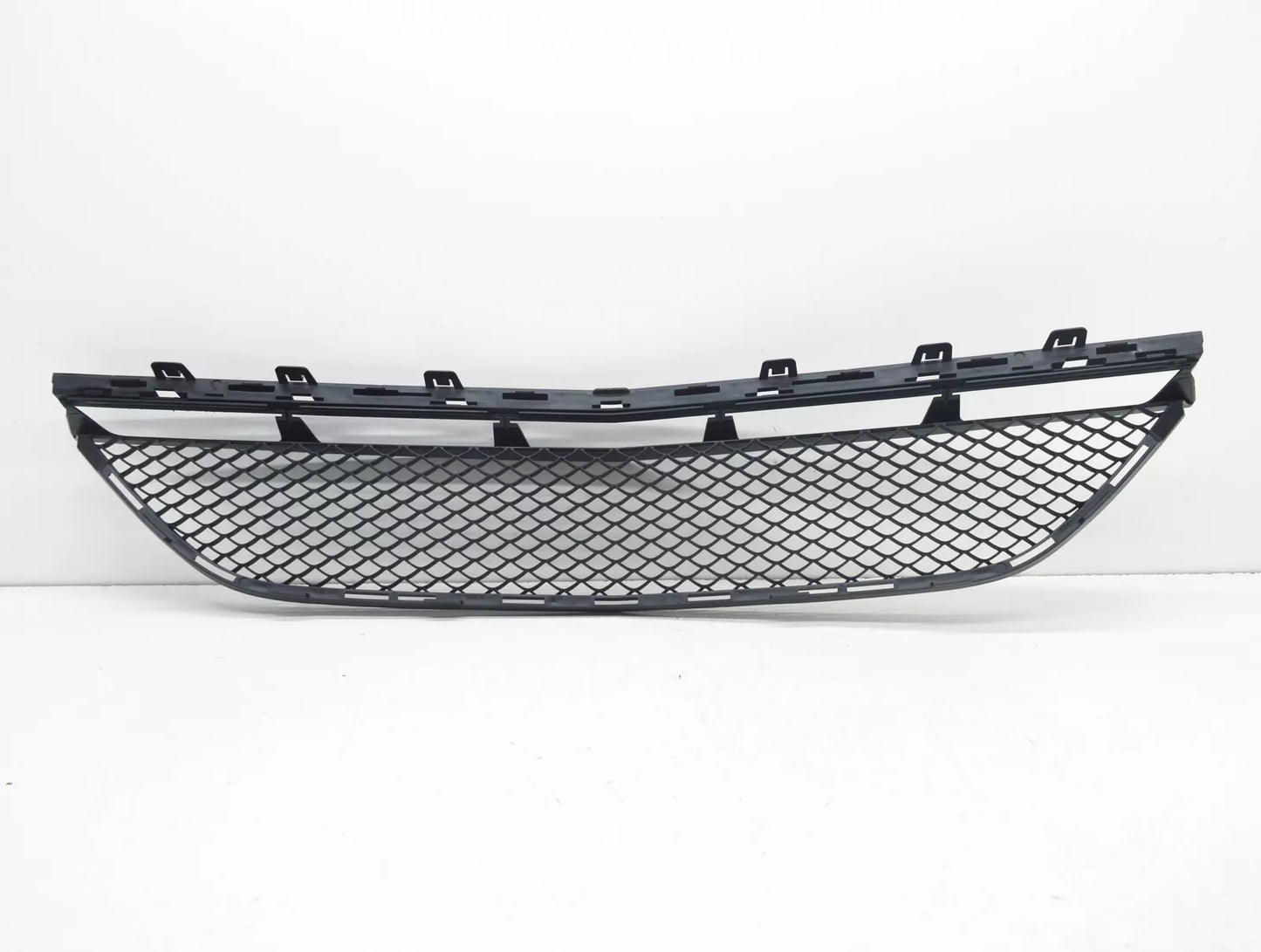 NEW MERCEDES-BENZ CLS C218 FRONT BUMPER LOWER CENTER GRILLE A2188850024