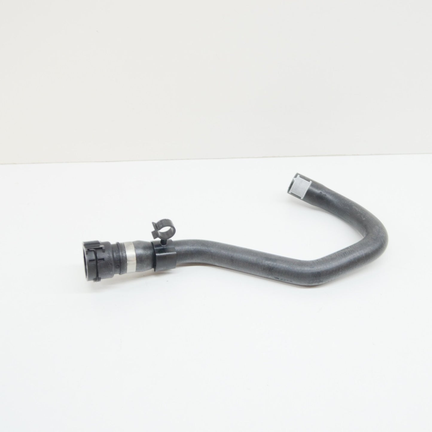 NEW AUDI Q5 8R COOLANT WATER PIPE HOSE 8R0819376J ORIGINAL