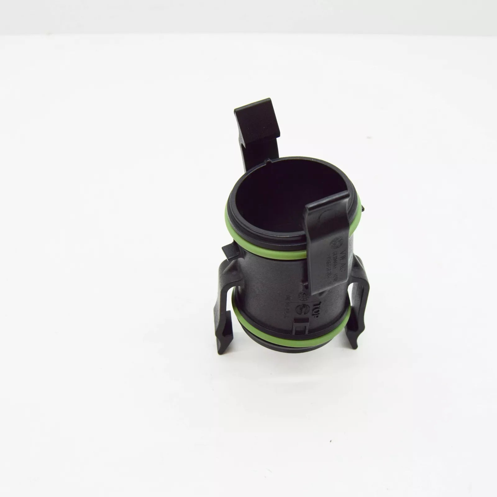 NEW VW POLO AW MK6 ENGINE PRESSURE PIPE BRACKET 04E145875G ORIGINAL