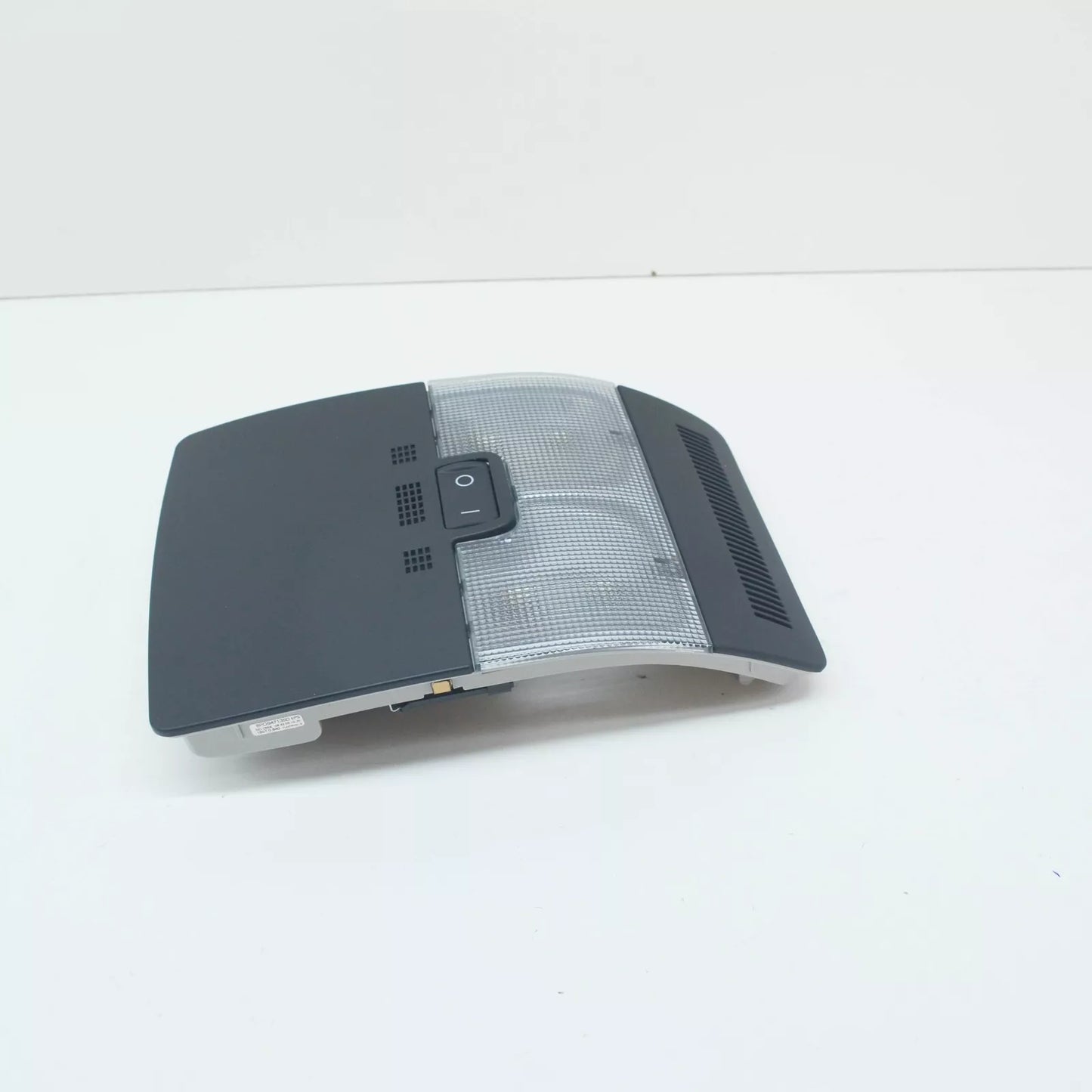 NEW AUDI A3 8P INTERIOR ROOF LIGHTING LAMP 8P0947135D6PS