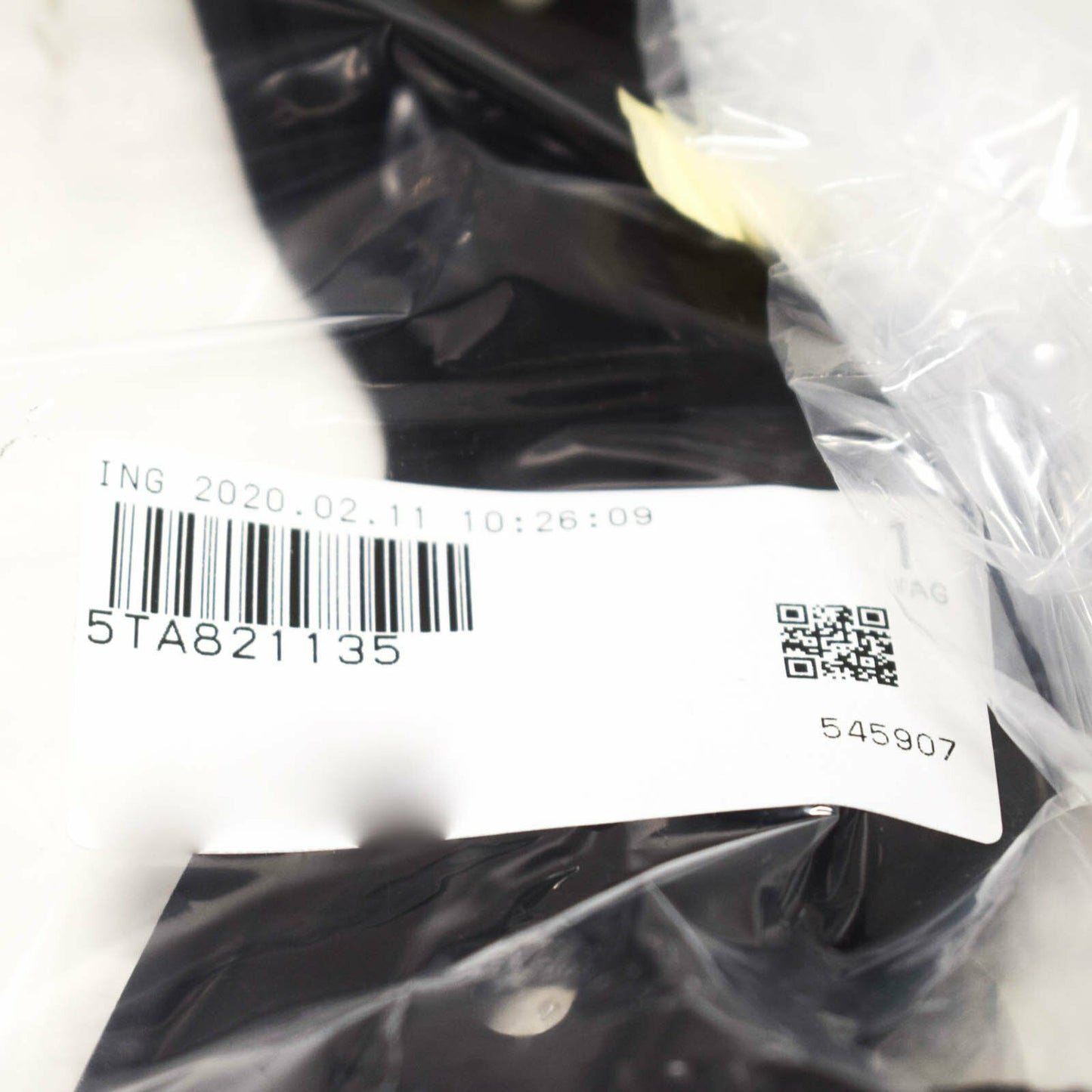 NEW VOLKSWAGEN TOURAN 5T FRONT LEFT FENDER WING BRACKET 5TA821135 ORIGINAL