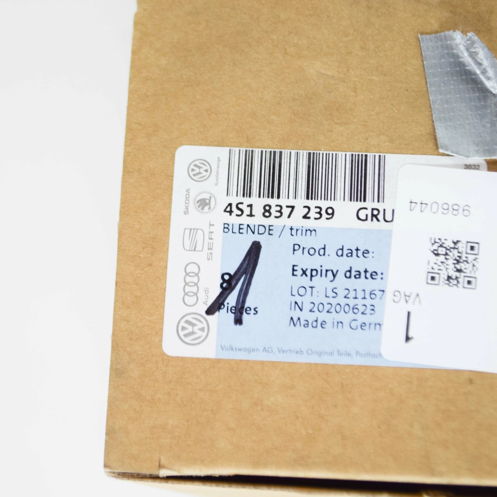 NEW AUDI R8 4S FRONT LEFT DOOR HANDLE TRIM RHD 4S0837239GRU ORIGINAL