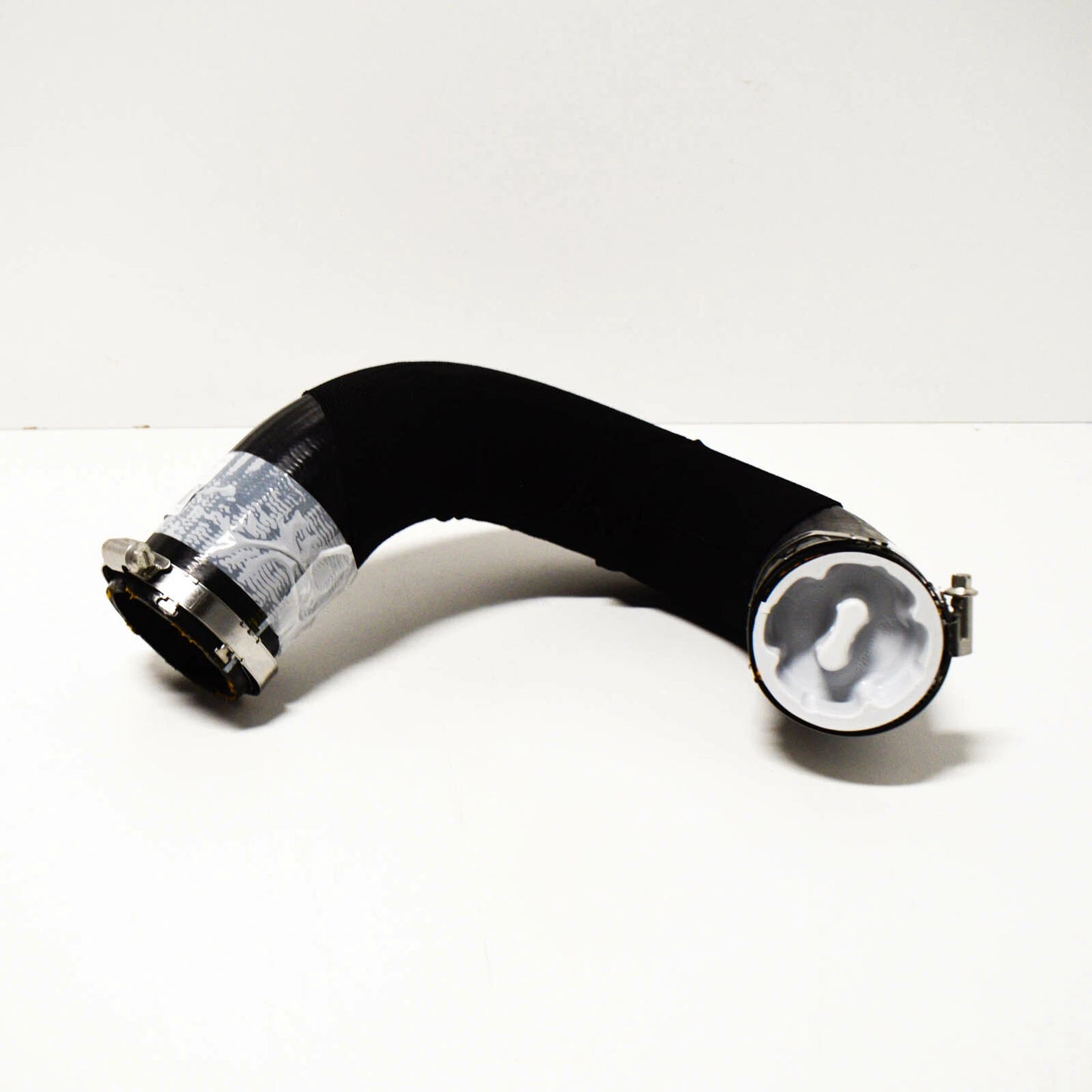 NEW AUDI S5 8W6 RIGHT INTERCOOLER CHARGER PIPE HOSE 8W0145738C