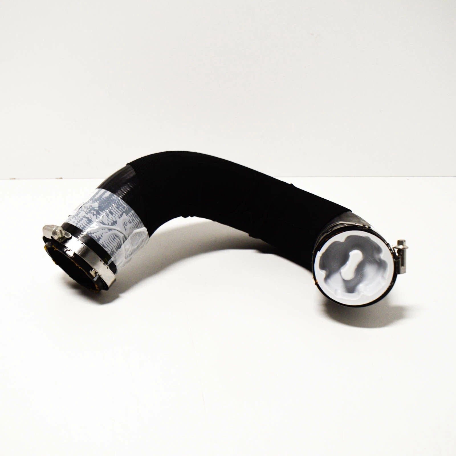 NEW AUDI S5 8W6 RIGHT INTERCOOLER CHARGER PIPE HOSE 8W0145738C