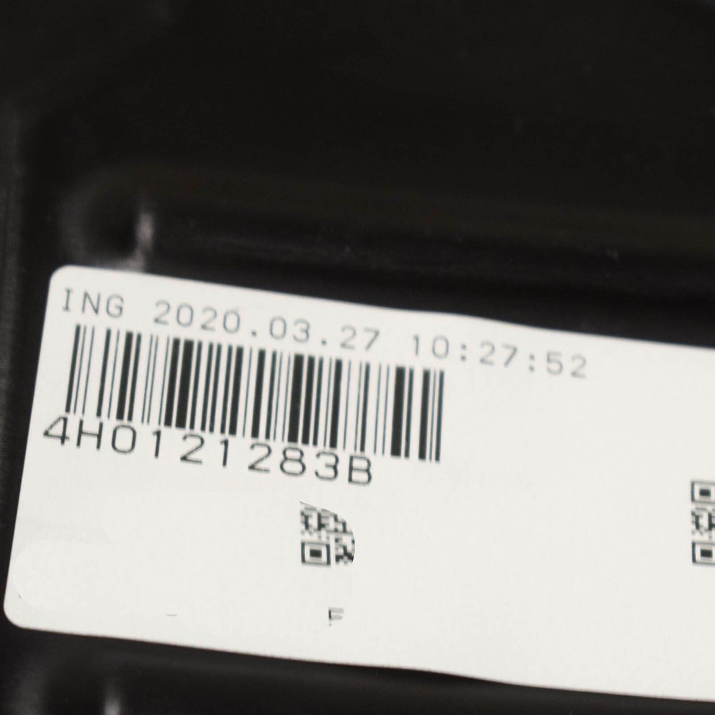 NEW AUDI A8 S8 4H LEFT SIDE RADIATOR AIR GUIDE 4H0121283B ORIGINAL