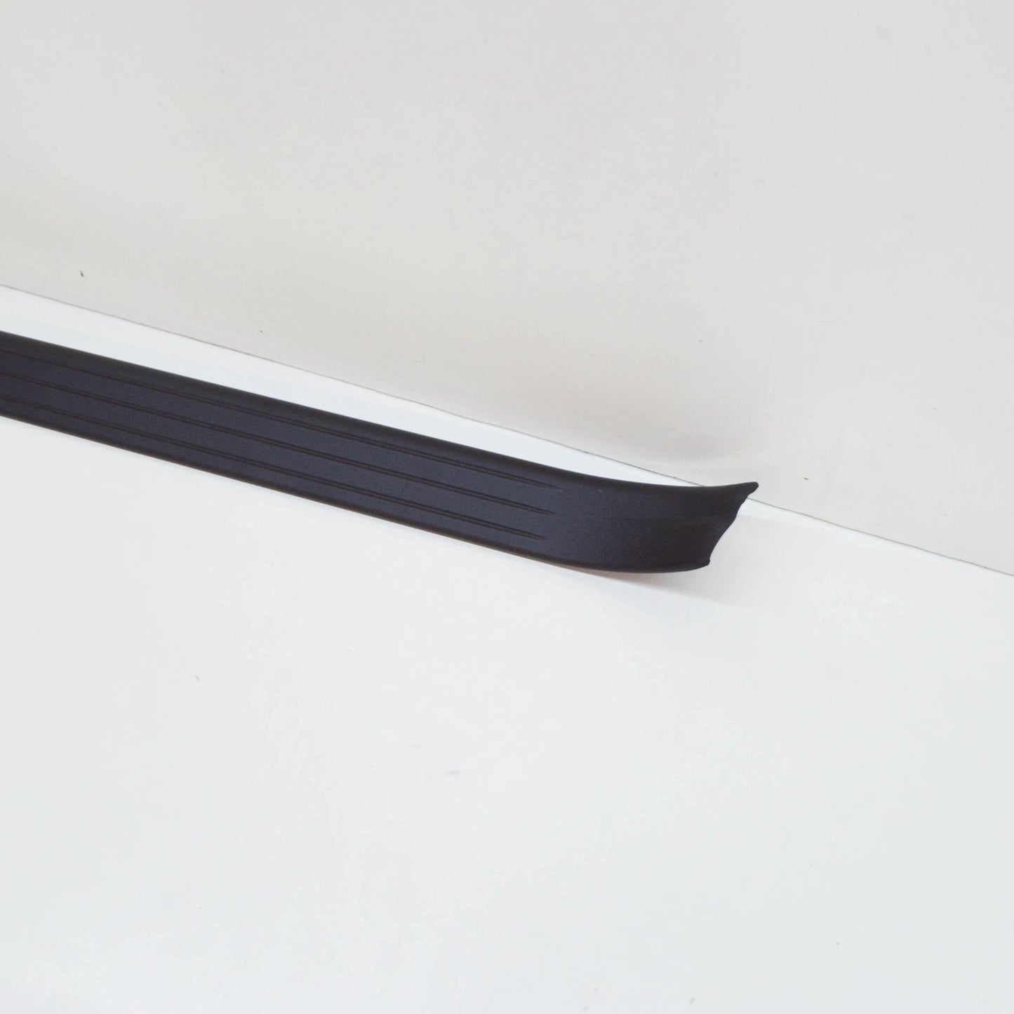 NEW MERCEDES-BENZ SL R230 FRONT LEFT DOOR INSIDE RAIL A23068001359051 ORIGINAL