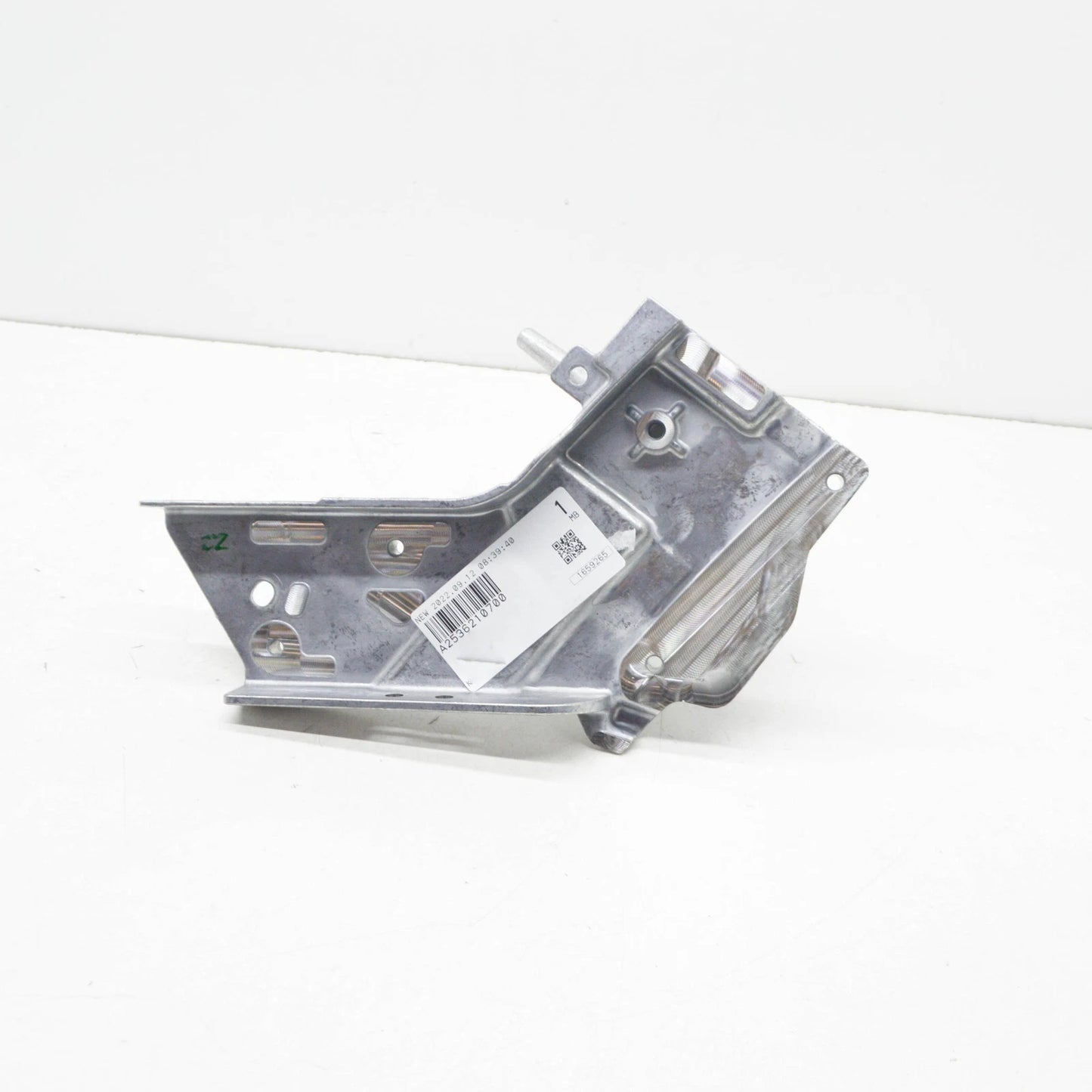 NEW MERCEDES-BENZ E W213 FRONT RADIATOR RIGHT SUPPORT A2536210700