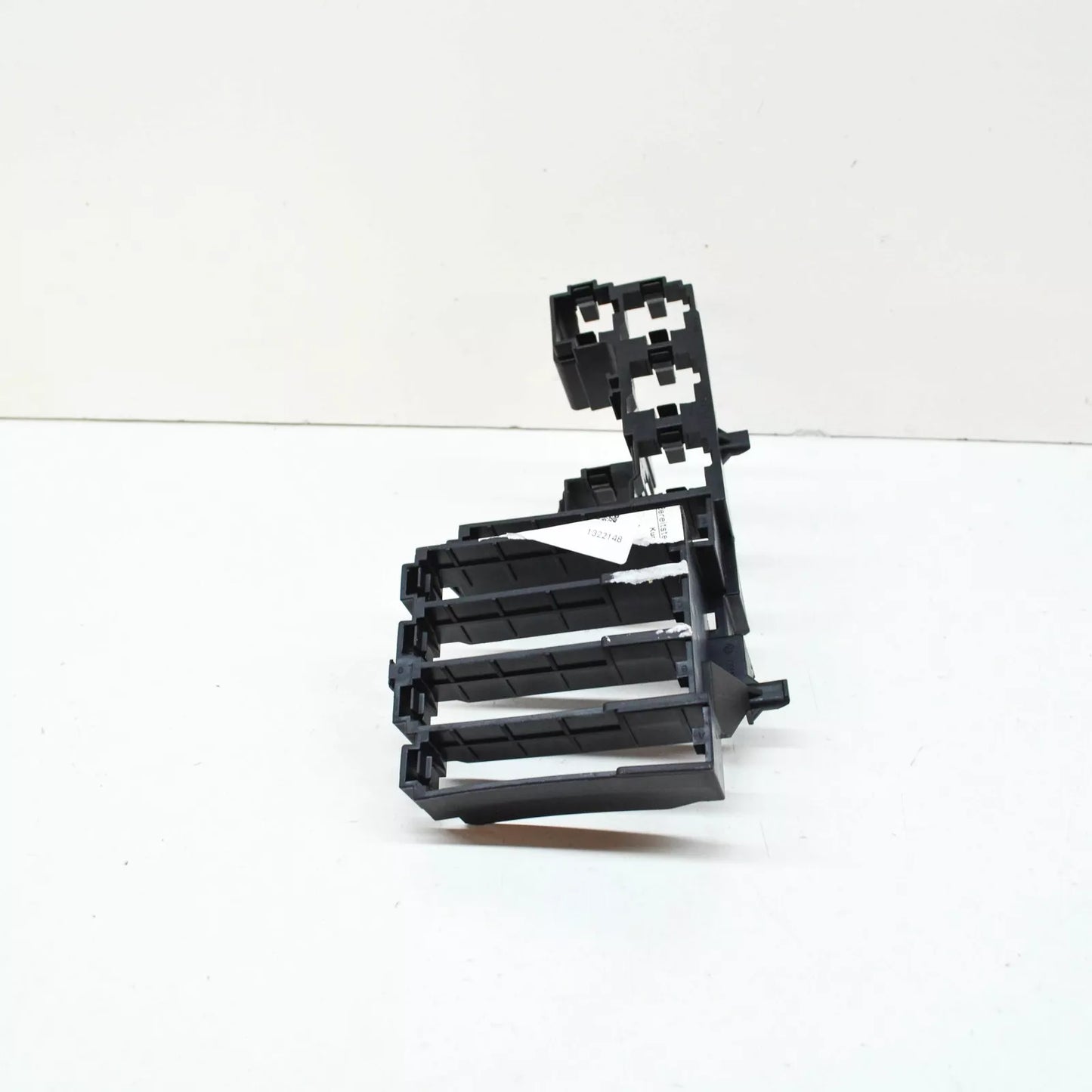 NEW AUDI A4 B8 ALLROAD RIGHT REAR FUSE HOLDER 8K0971845A ORIGINAL