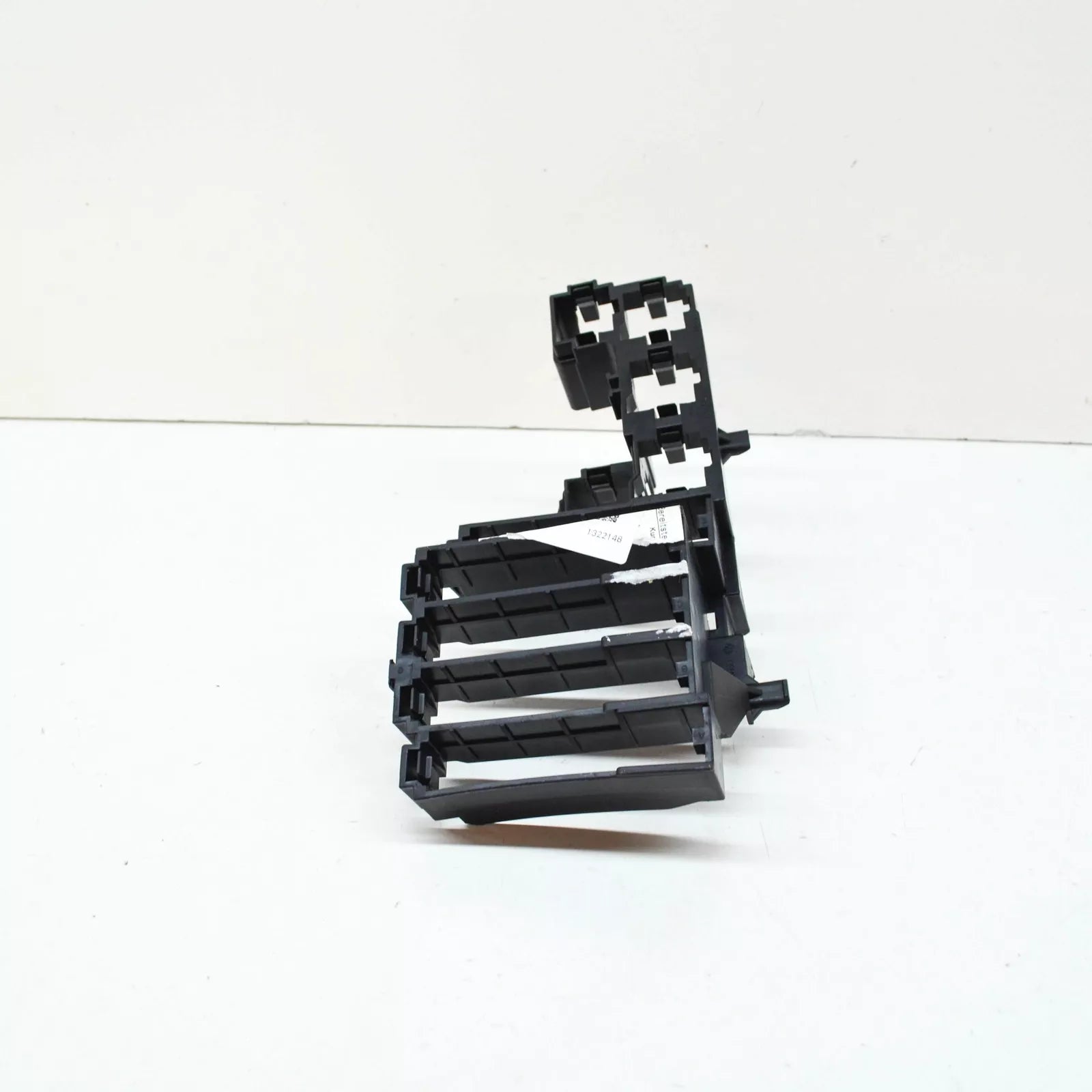 NEW AUDI A4 B8 ALLROAD RIGHT REAR FUSE HOLDER 8K0971845A ORIGINAL