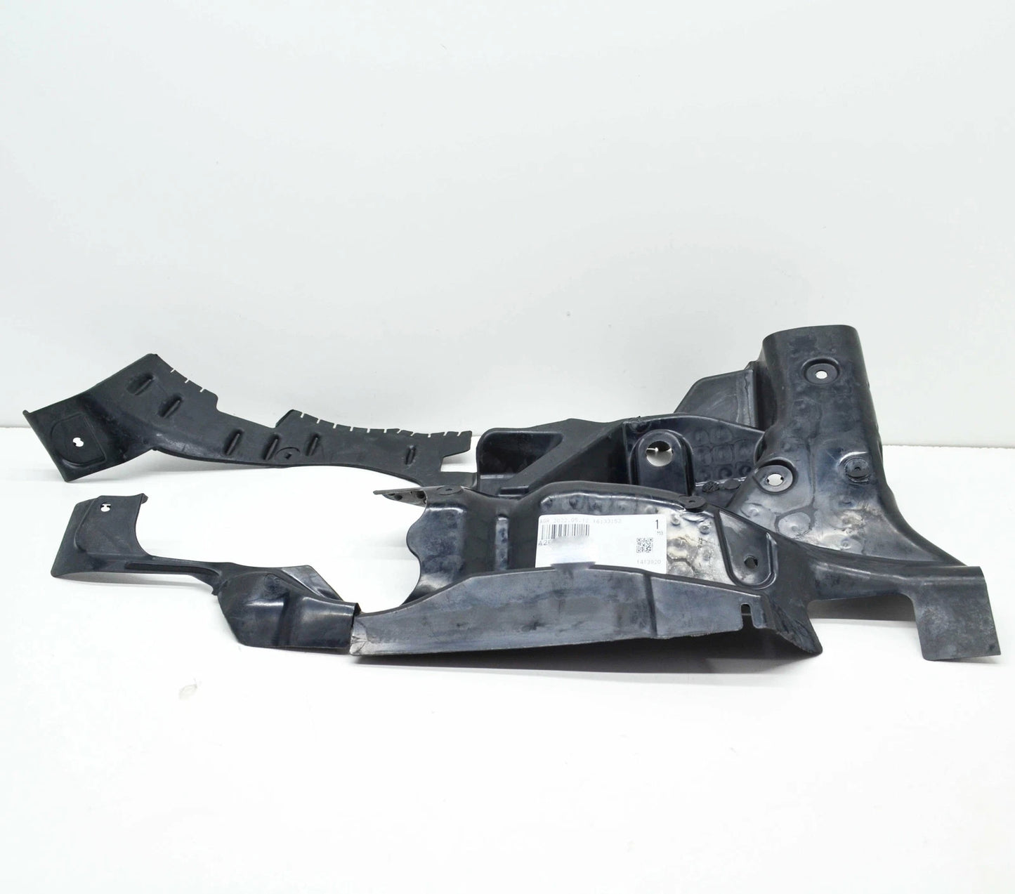 NEW MB C W205 RIGHT CENTER ENGINE NOISE INSULATION A2055240325