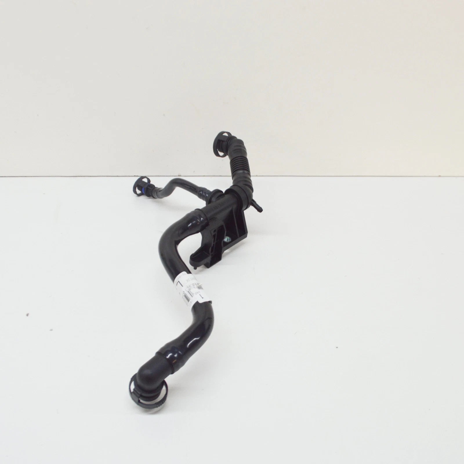 NEW VW TOURAN 1T BREATHER VENT HOSE 03C103474J
