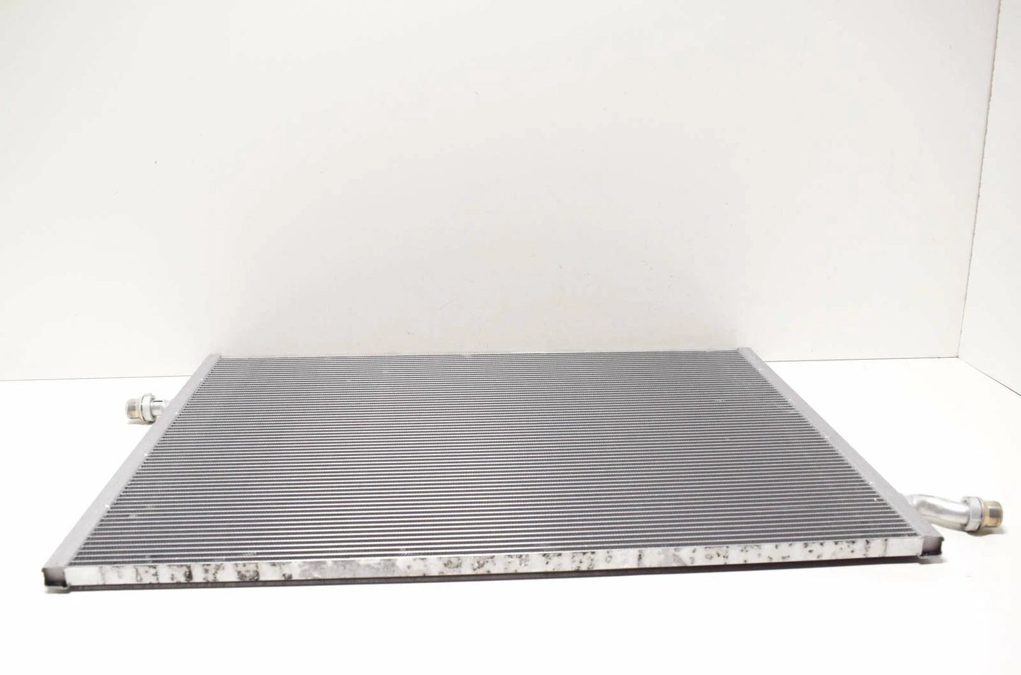 NEW MERCEDES-BENZ S-CLASS W222 COOLING RADIATOR A0995003603