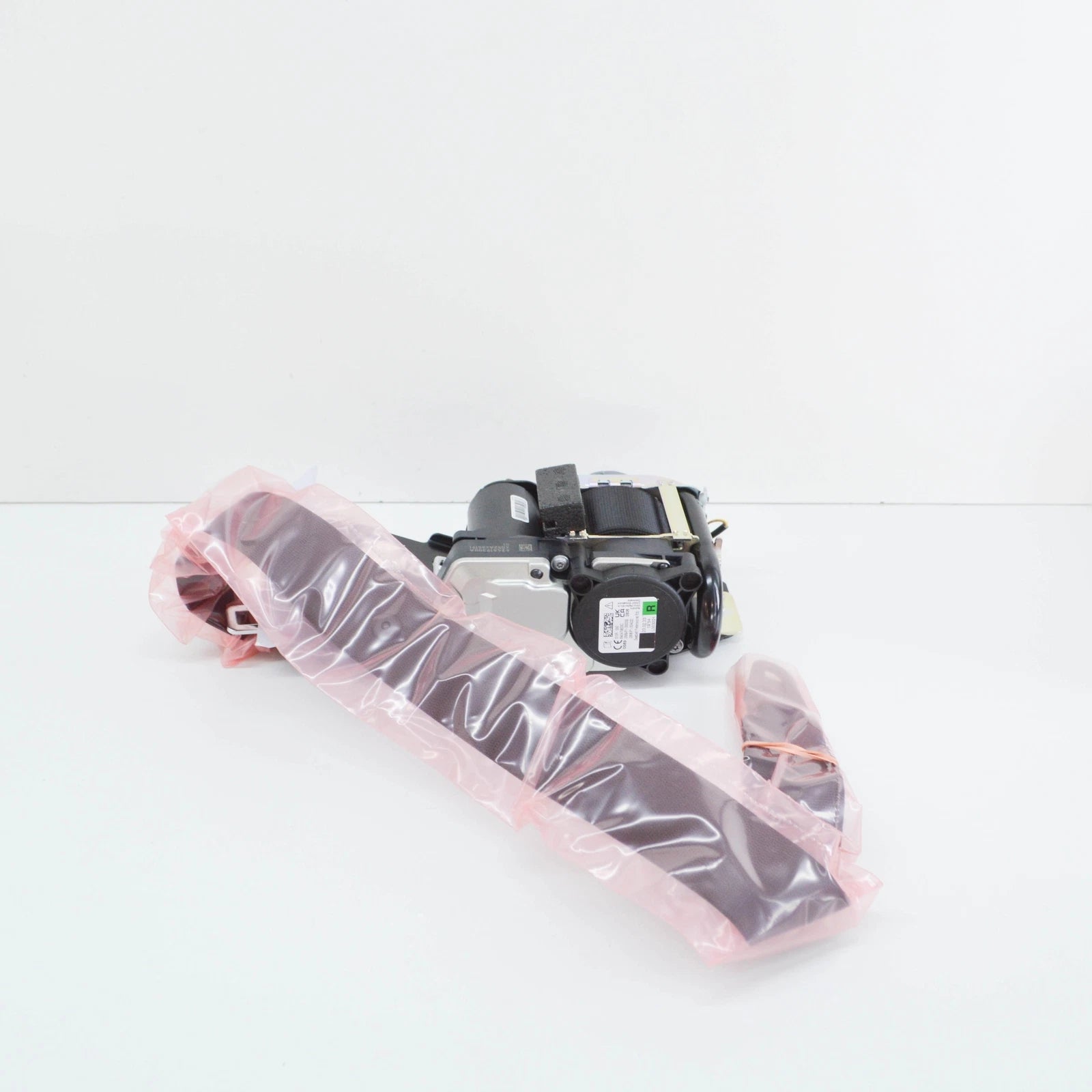 NEW MERCEDES-BENZ C W205 FRONT RIGHT SEATBELT A20586078009C94 ORIGINAL