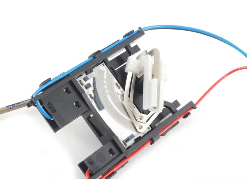 NEW AUDI A4 B8 REAR FUEL GAUGE SENDING UNIT 8K0919673A ORIGINAL