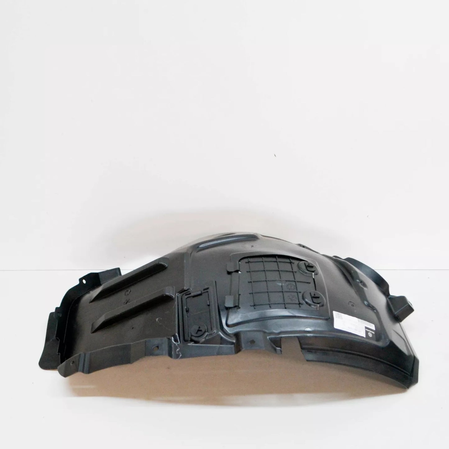 NEW MB E C238 FRONT LEFT WHEEL HOUSING LINER FRONT PART A2386901303 ORIGINAL