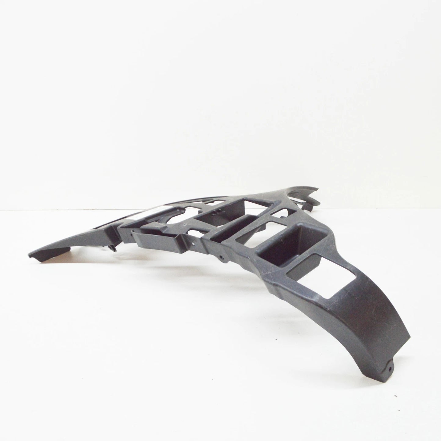 NEW MB S W222 FRONT RIGHT BUMPER OUTSIDE BASIC MOUNTING A2228856900