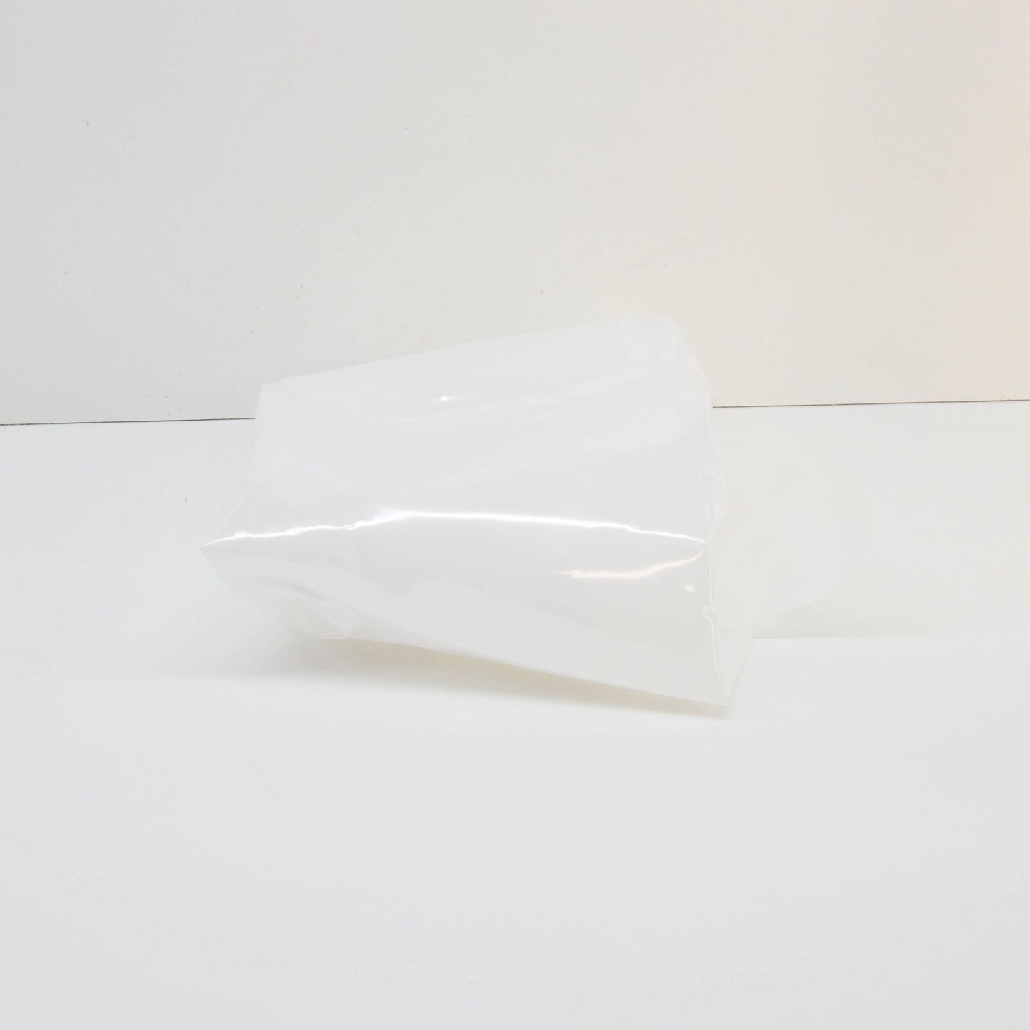 NEW MERCEDES-BENZ G W463 FRONT LEFT DOOR SEAL A4637270530 ORIGINAL