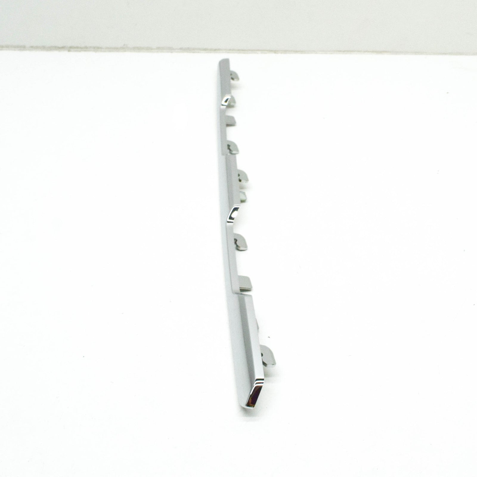 NEW MERCEDES-BENZ GLC X253 RADIATOR GRILLE RIGHT TRIM BAR A2538882001 ORIGINAL